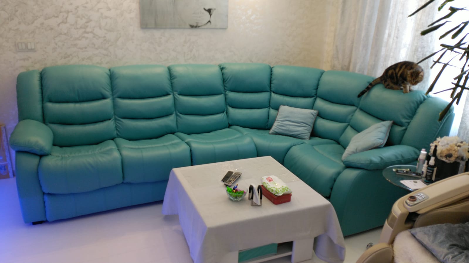 Перетяжка дивана на дому. Вяземский